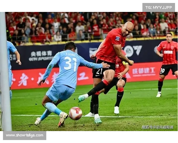 费利佩支点作用不可替代 蓉城进攻体系围绕中锋展开